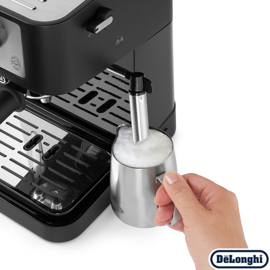Ріжкова кавоварка DeLonghi EC 260 BK
